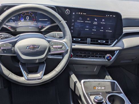 New 2026 Chevrolet Equinox LT w/ Convenience Package II FWD image 26