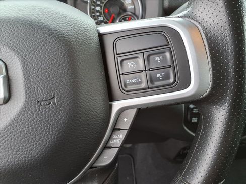 Used 2022 RAM 2500 Big Horn image 44