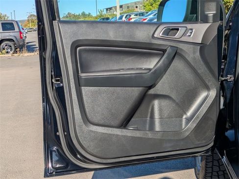 Used 2021 Ford Ranger Lariat w/ FX4 Off-Road Package image 6