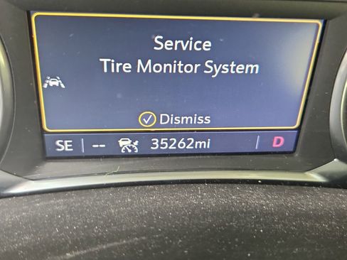 Used 2019 GMC Terrain Denali w/ Advanced Safety Package AWD/4WD image 25