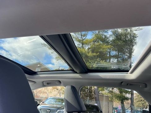 Used 2018 Lexus RX 450h AWD w/ Luxury Package image 10