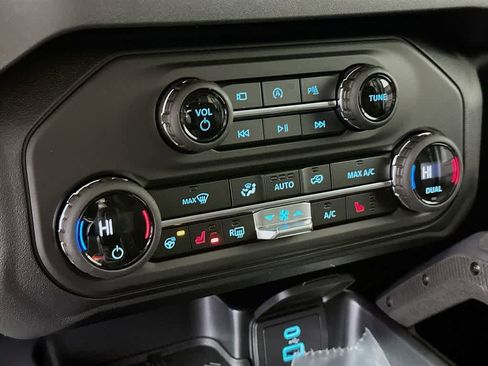 New 2025 Ford Bronco Raptor image 18