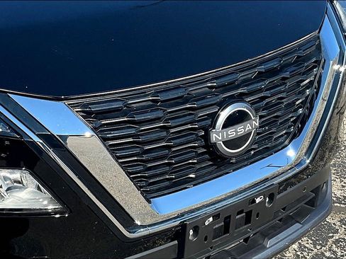 Used 2023 Nissan Rogue SL w/ SL Premium Package image 31