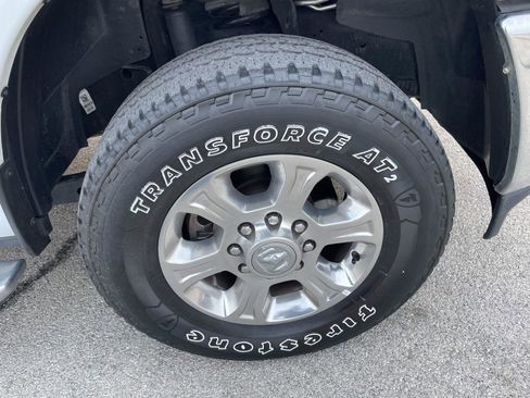 Used 2024 RAM 2500 Big Horn AWD/4WD image 33