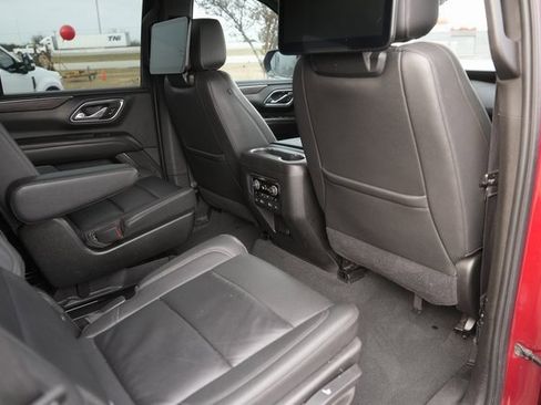 Used 2021 Chevrolet Tahoe LT w/ LT Signature Package image 15