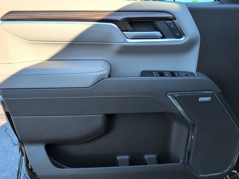 New 2026 Chevrolet Silverado 1500 LT Trail Boss w/ Convenience Package II AWD/4WD image 11