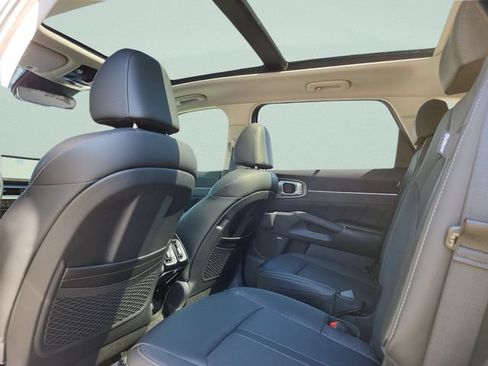 New 2026 Kia Sorento SX AWD/4WD image 17