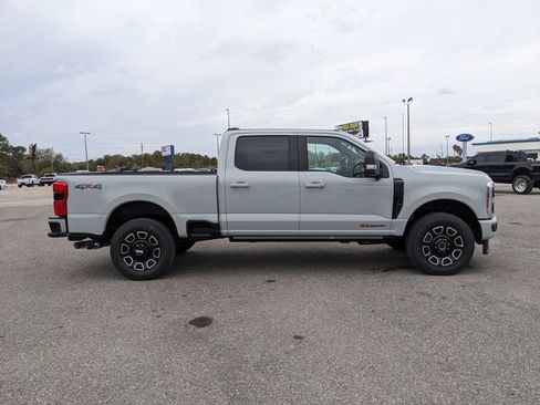 New 2026 Ford F250 Platinum AWD/4WD image 3