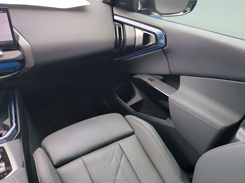 New 2026 BMW X3 xDrive30 w/ M Sport Package image 16