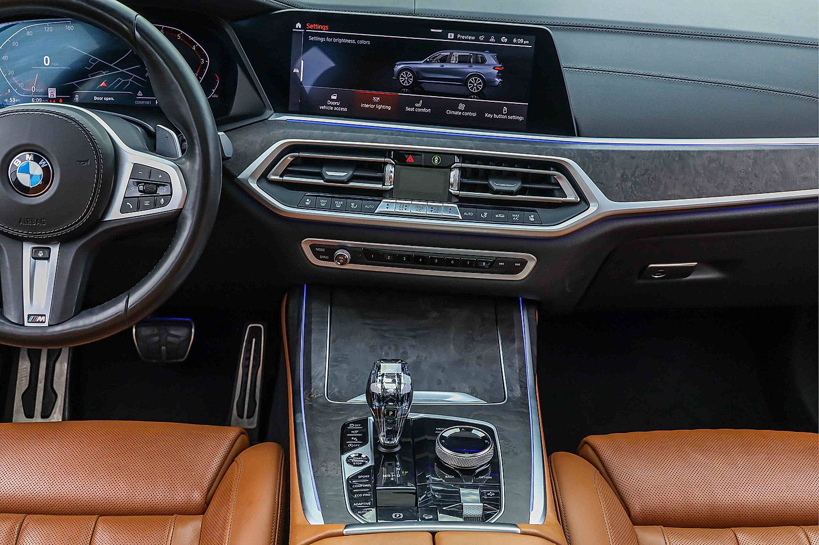 Used 2020 BMW X7 xDrive40i w/ M Sport Package AWD/4WD image 10