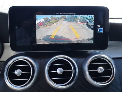 Used 2020 Mercedes-Benz GLC 300 GLC 300 w/ Premium Package image 45