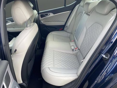 Used 2023 Genesis G70 3.3T w/ Sport Prestige Package image 36