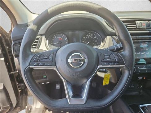 Used 2019 Nissan Rogue Sport S w/ Appearance Package FWD image 13