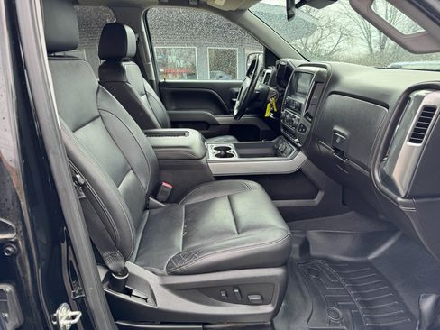 Used 2018 Chevrolet Silverado 1500 LTZ Z71 w/ LTZ Plus Package image 19