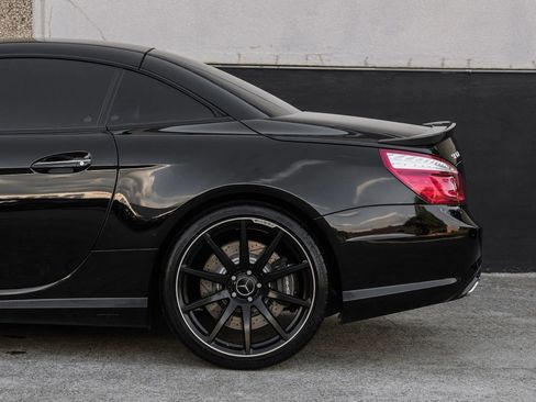 Used 2013 Mercedes-Benz SL 63 AMG image 11