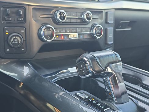 Certified 2021 Ford F150 Lariat w/ Equipment Group 502A High image 20