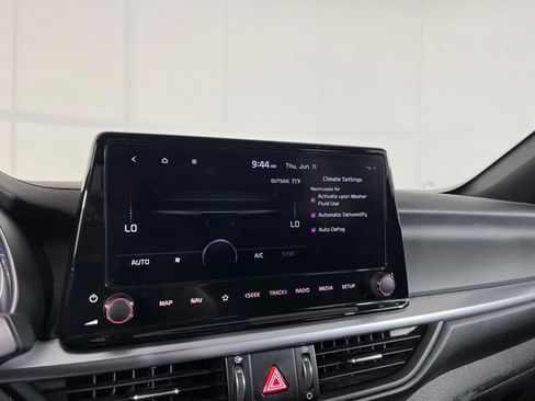 Used 2023 Kia Forte GT-Line w/ GT-Line Technology Package FWD image 26