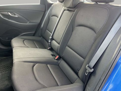 Used 2018 Hyundai Elantra GT image 20