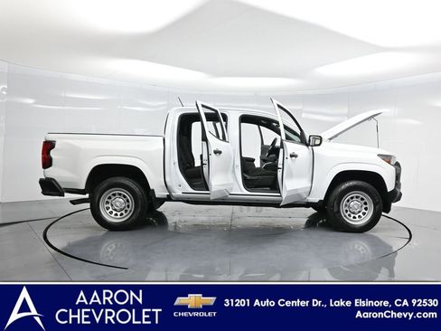 Used 2024 Chevrolet Colorado W/T w/ WT Convenience Package image 3
