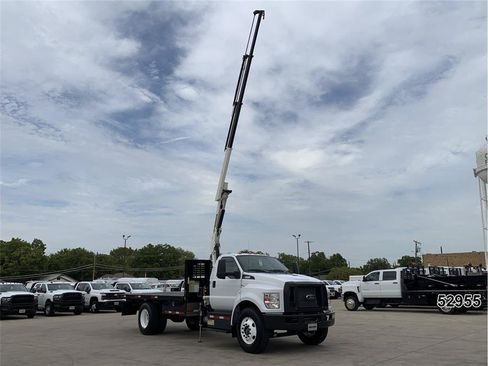 Used 2022 Ford F650 2WD Regular Cab Super Duty image 6