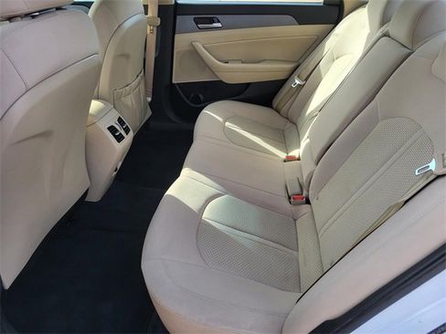 Used 2019 Hyundai Sonata SEL w/ Tech Package 02 image 10