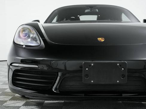 Used 2021 Porsche 718 Boxster RWD image 46