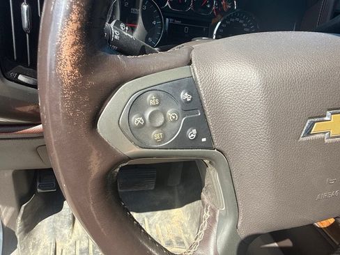 Used 2016 Chevrolet Silverado 2500 High Country w/ High Country Premium Package AWD/4WD image 16
