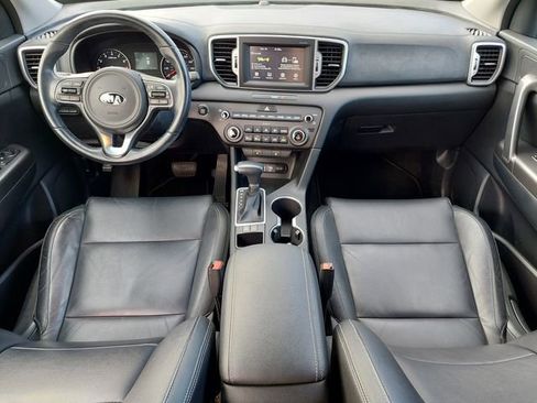 Used 2017 Kia Sportage EX image 3