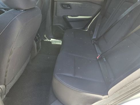 Used 2023 Nissan Rogue S AWD/4WD image 11