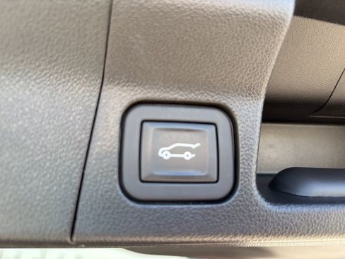 Used 2023 GMC Acadia AT4 w/ LPO, 'HIT The Road' Package AWD/4WD image 11
