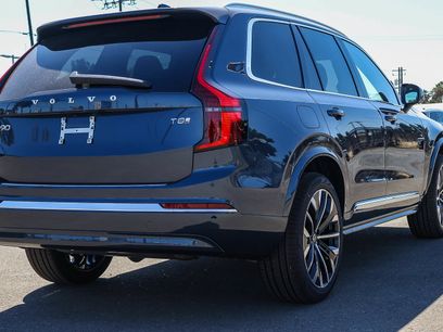 New 2026 Volvo XC90 T8 Plus w/ Protection Package Premier
