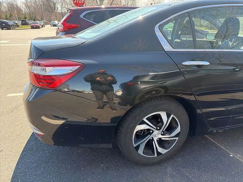 Used 2016 Honda Accord LX image 9