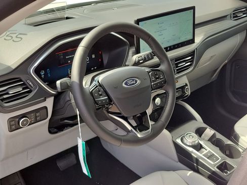 New 2025 Ford Escape Base w/ PHEV Premium Package image 9