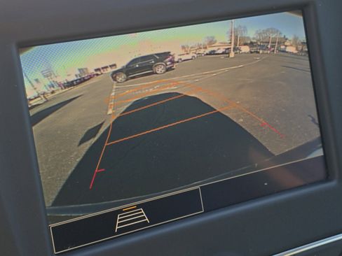 Used 2024 Chevrolet Equinox LS w/ LS Convenience Package image 3