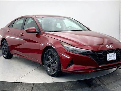 Used 2023 Hyundai Elantra SEL