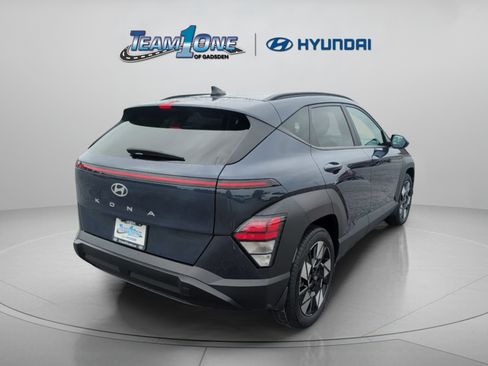 Used 2025 Hyundai Kona SEL FWD image 8
