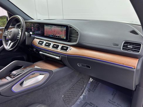Used 2020 Mercedes-Benz GLS 450 4MATIC image 15