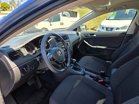 Used 2016 Volkswagen Jetta S FWD image 13