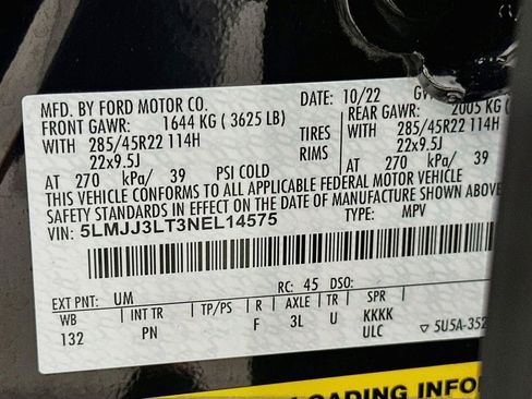 Used 2022 Lincoln Navigator L Reserve w/ Monochromatic Package image 22