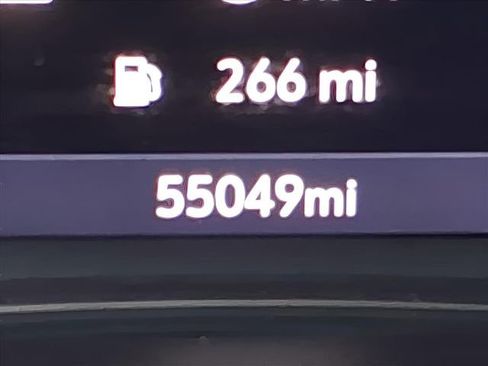 Used 2022 Chevrolet Traverse LT w/ LT Premium Package image 34