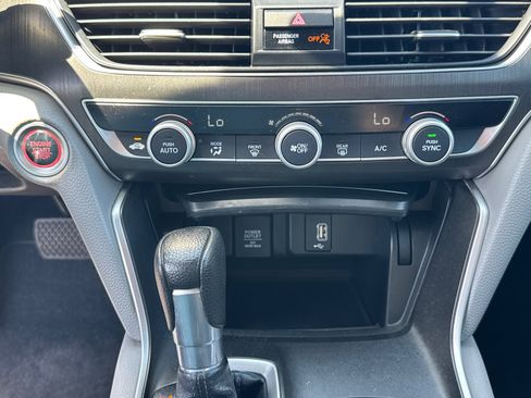 Used 2019 Honda Accord LX image 11