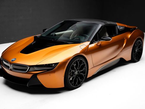 Used 2019 BMW i8 Roadster AWD/4WD image 5