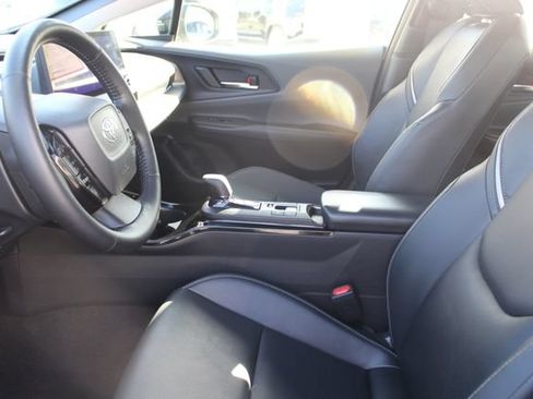 Certified 2026 Toyota Prius XLE FWD image 47