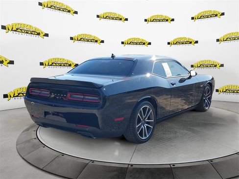 Used 2023 Dodge Challenger R/T image 5