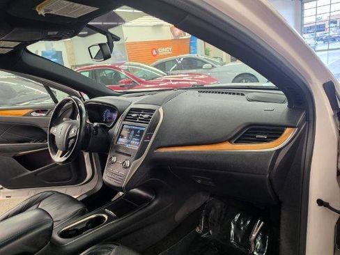 Used 2015 Lincoln MKC AWD w/ Equipment Group 102A Reserve image 8