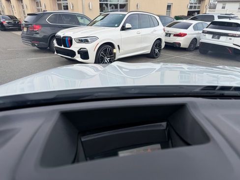 Used 2021 BMW X5 xDrive40i w/ Convenience Package image 17