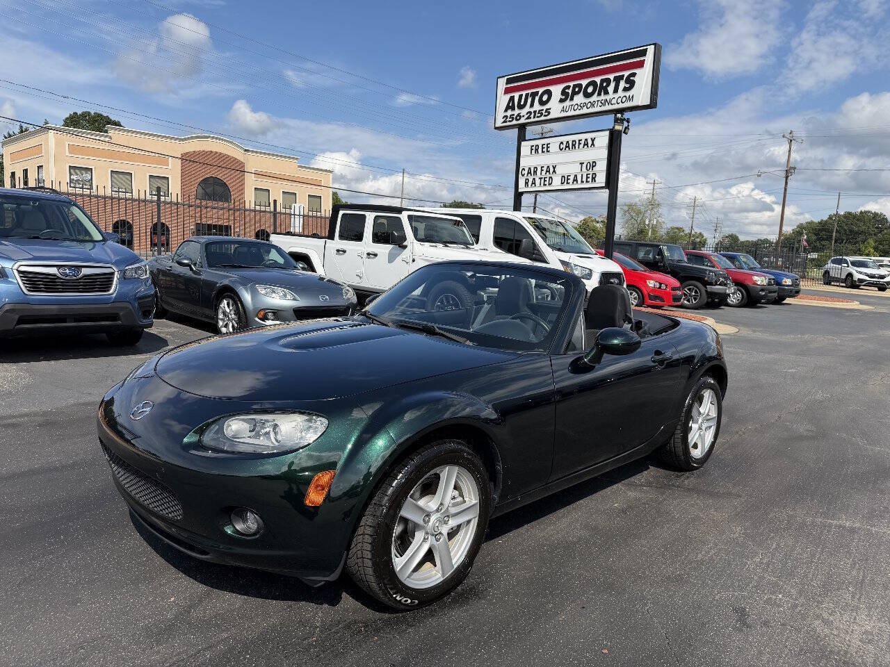 Used 2007 MAZDA MX-5 Miata Sport RWD image 9