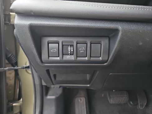 Used 2021 Subaru Outback Limited w/ Popular Package #2 image 28