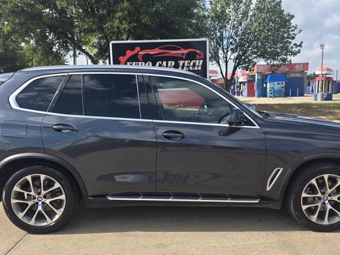 Used 2019 BMW X5 xDrive40i AWD/4WD image 12