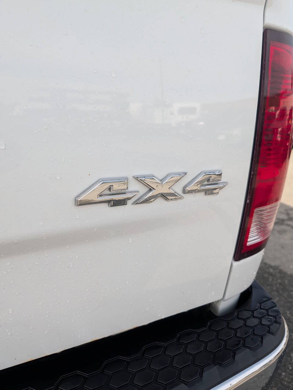 Used 2013 RAM 1500 Classic SLT w/ Premium Display Pkg AWD/4WD image 9